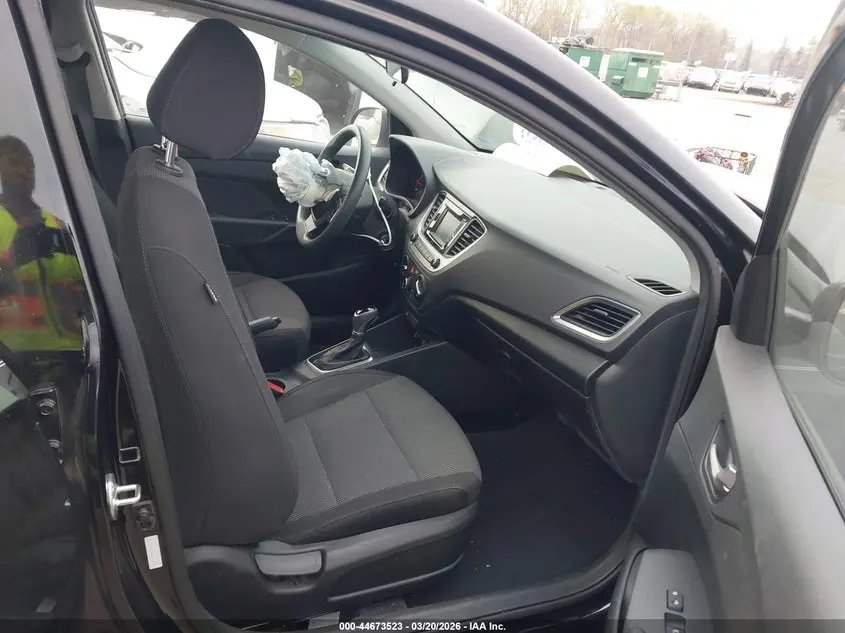 2018 HYUNDAI ACCENT SE