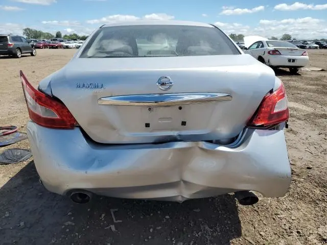 2010 NISSAN MAXIMA S  
