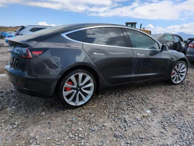 2018 TESLA MODEL 3 