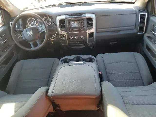 2016 RAM 1500 SLT