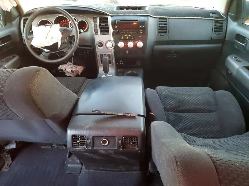 2011 TOYOTA TUNDRA CREWMAX SR5  