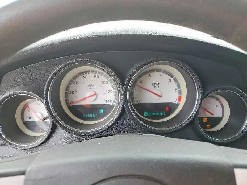 2010 DODGE CHARGER SXT  