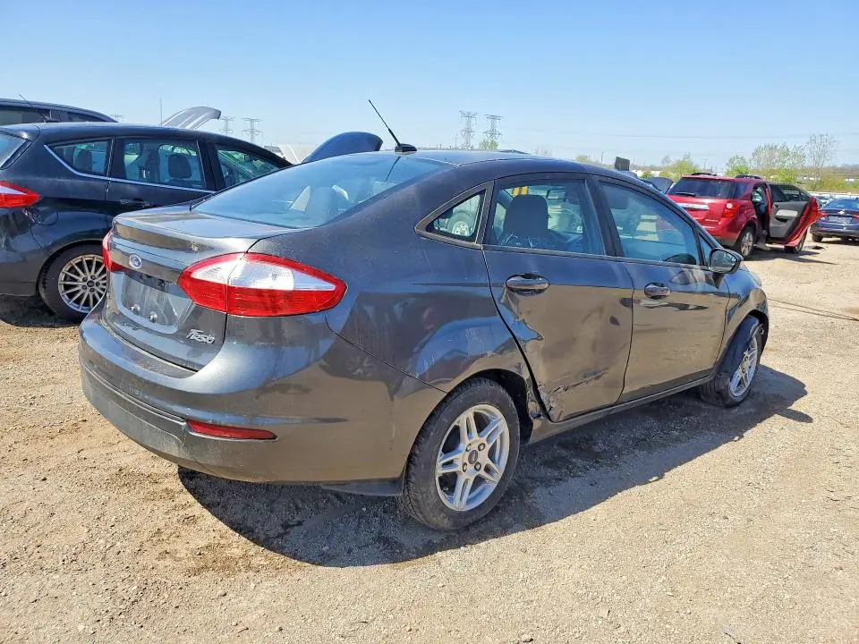2019 FORD FIESTA SE  