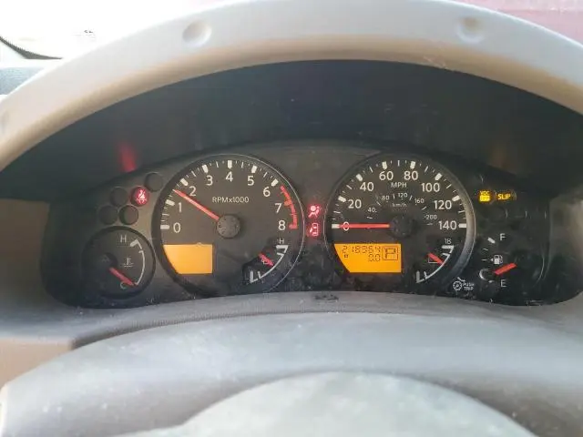 2010 NISSAN FRONTIER CREW CAB SE  