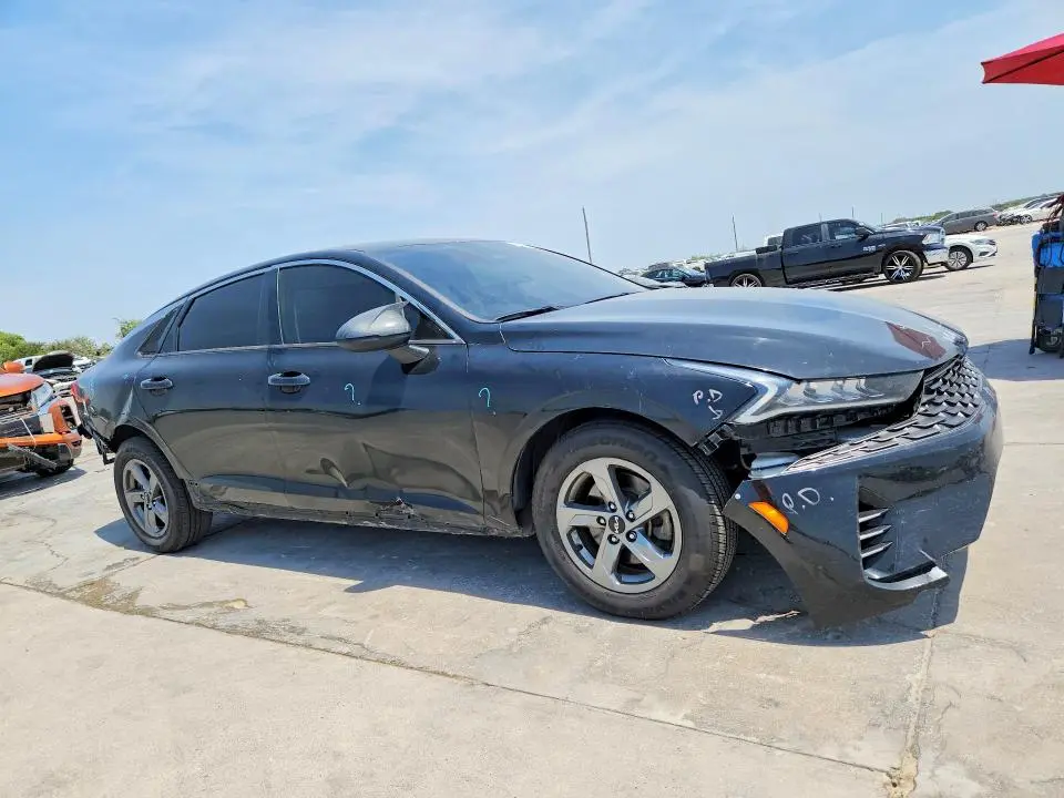 2022 KIA K5 LXS  