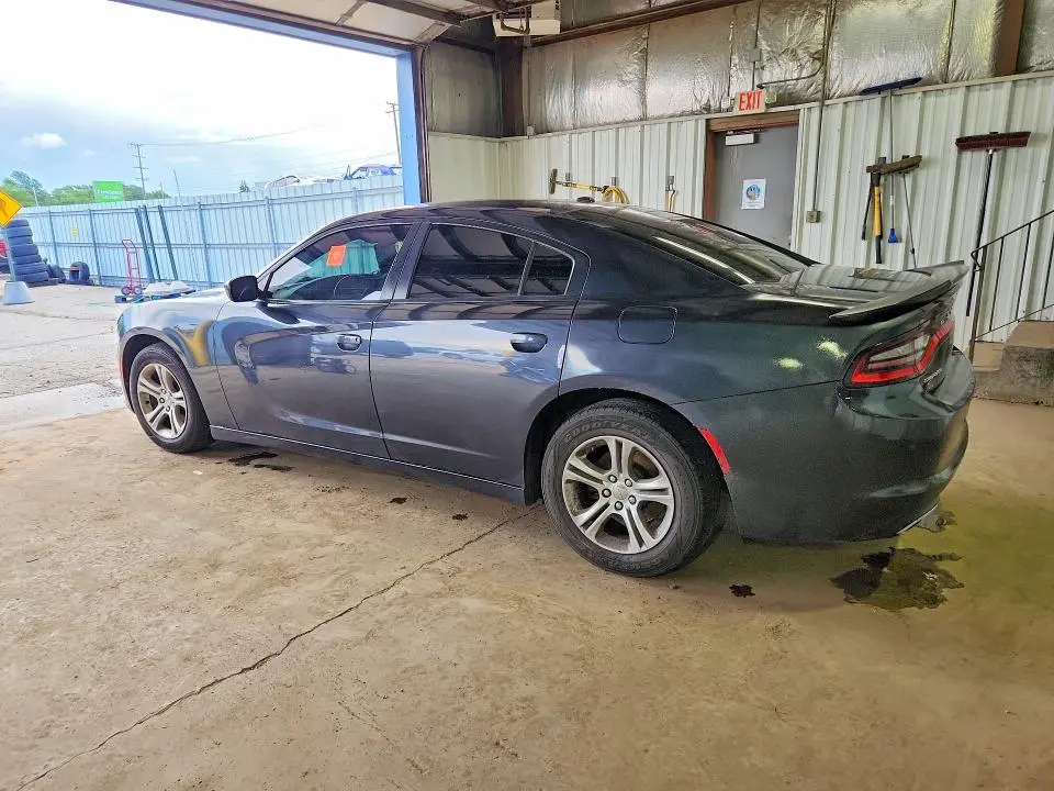2017 DODGE CHARGER SE  