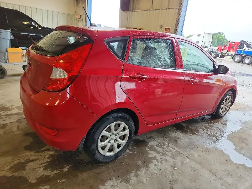 2014 HYUNDAI ACCENT GS  
