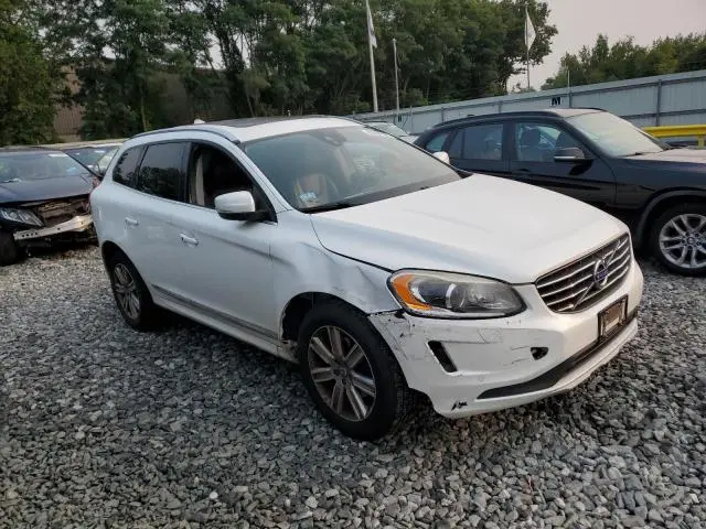 2017 VOLVO XC60 T5 INSCRIPTION  