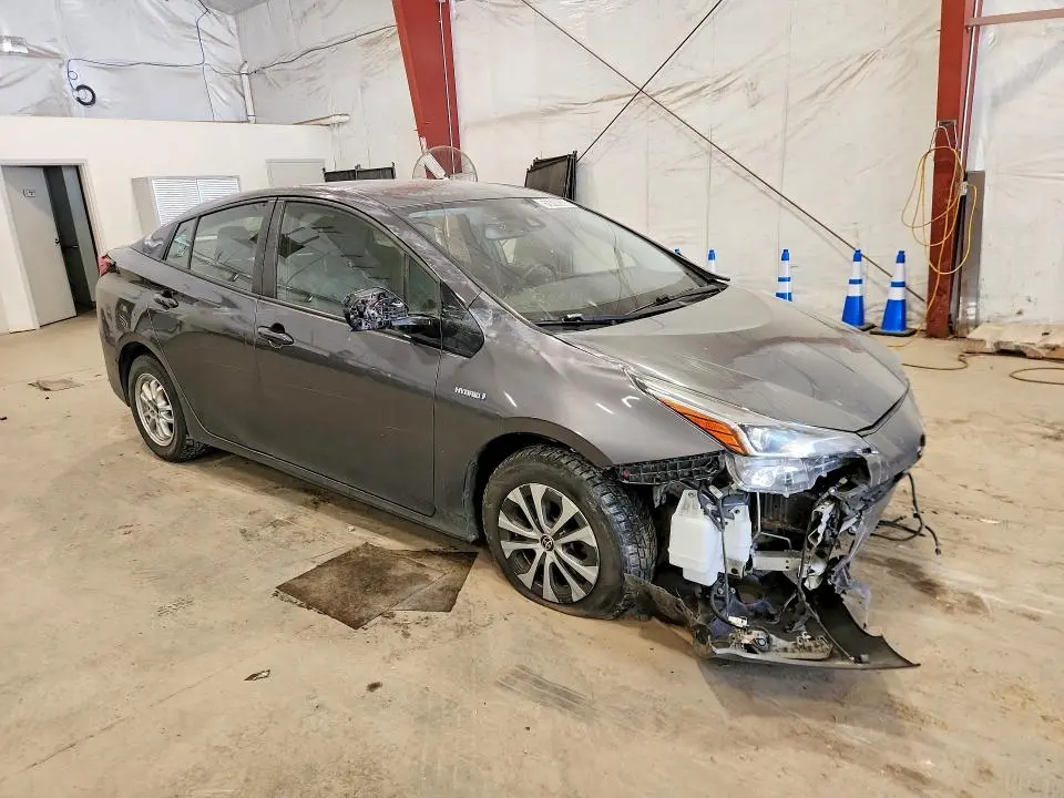 2019 TOYOTA PRIUS XLE AWD-E  