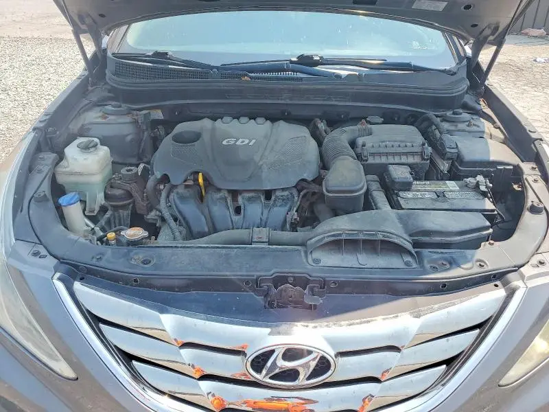 2011 HYUNDAI SONATA SE  
