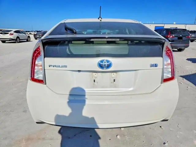 2014 TOYOTA PRIUS THREE  