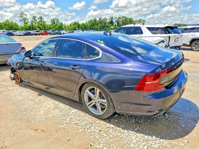 2017 VOLVO S90 T5 MOMENTUM  