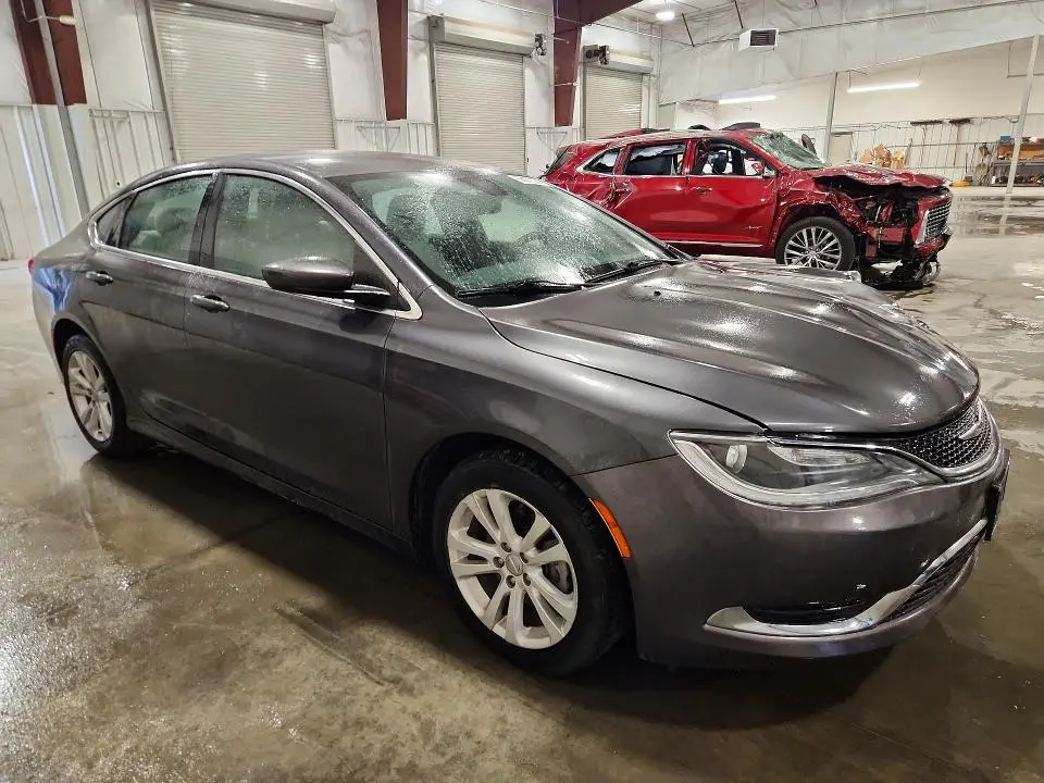 2016 CHRYSLER 200 LIMITED  
