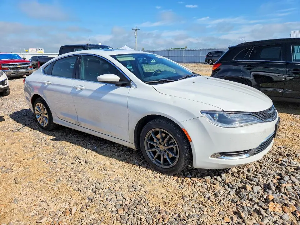 2016 CHRYSLER 200 LIMITED  
