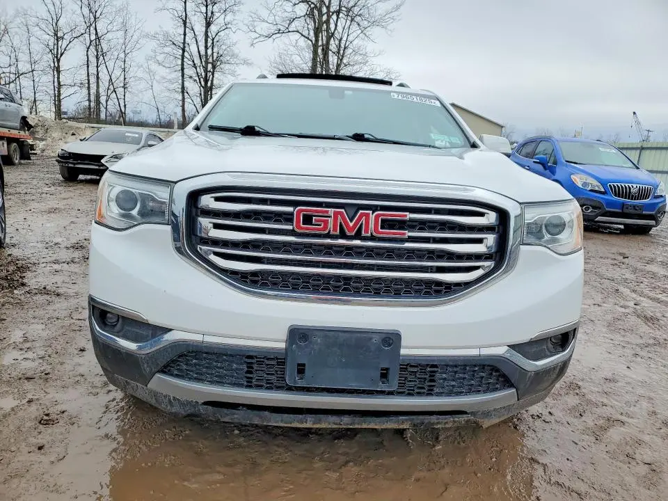 2017 GMC ACADIA SLT-1  