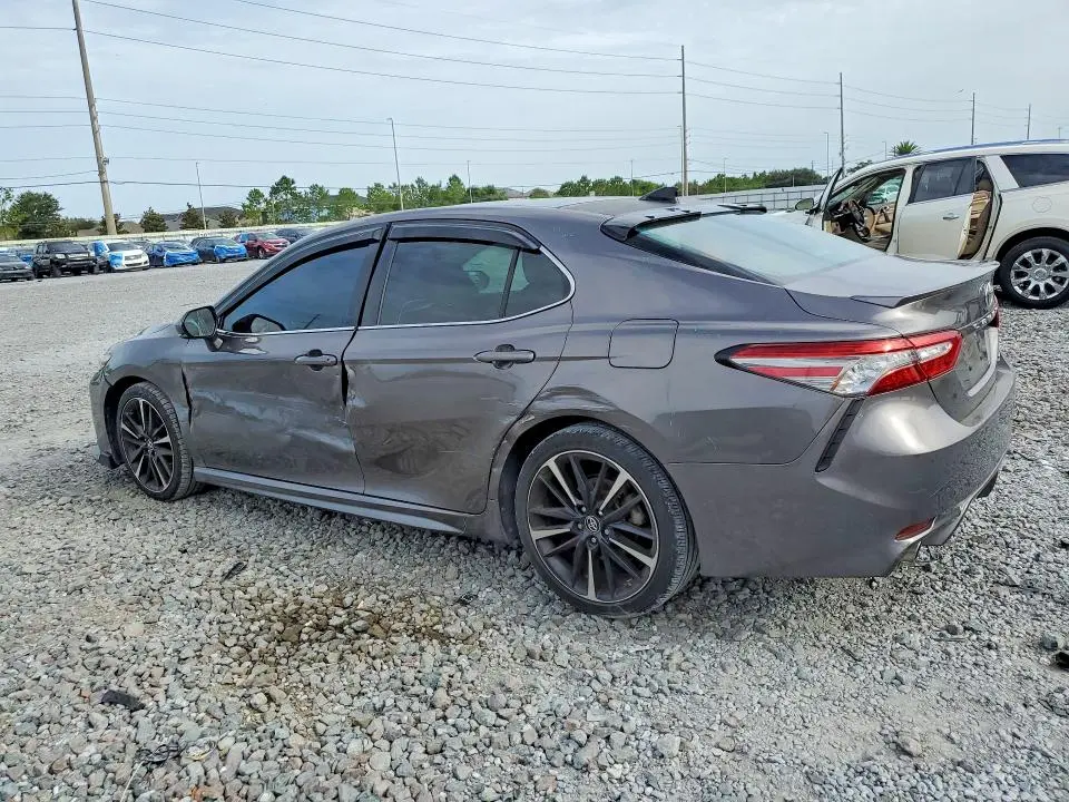 2018 TOYOTA CAMRY XSE  