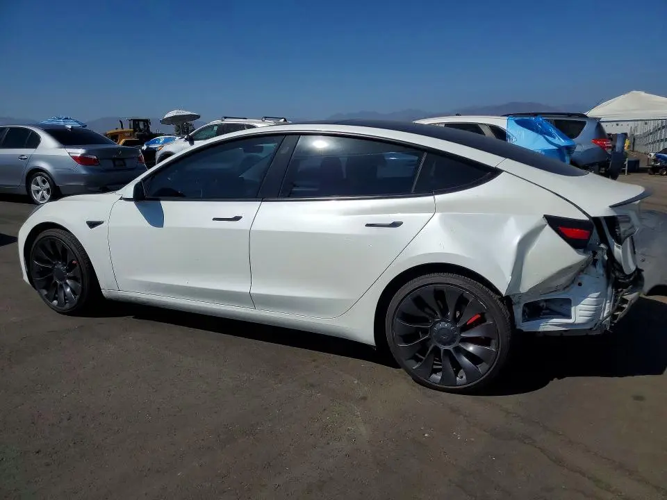 2022 TESLA MODEL 3   