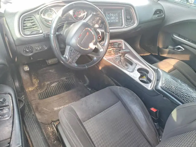 2015 DODGE CHALLENGER SXT  