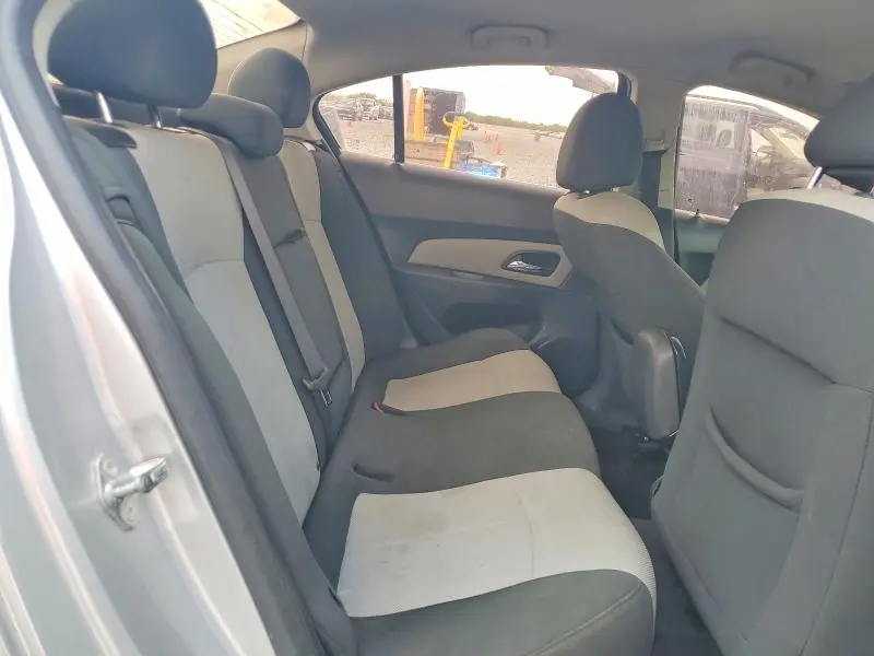 2011 CHEVROLET CRUZE LS  