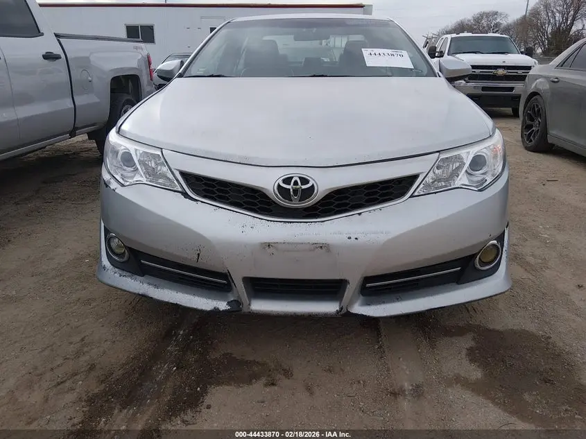 2013 TOYOTA CAMRY SE