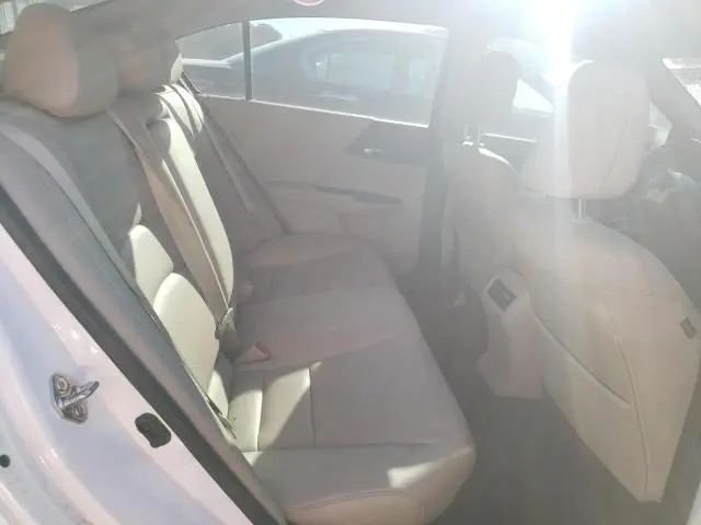 2016 HONDA ACCORD TOURING  