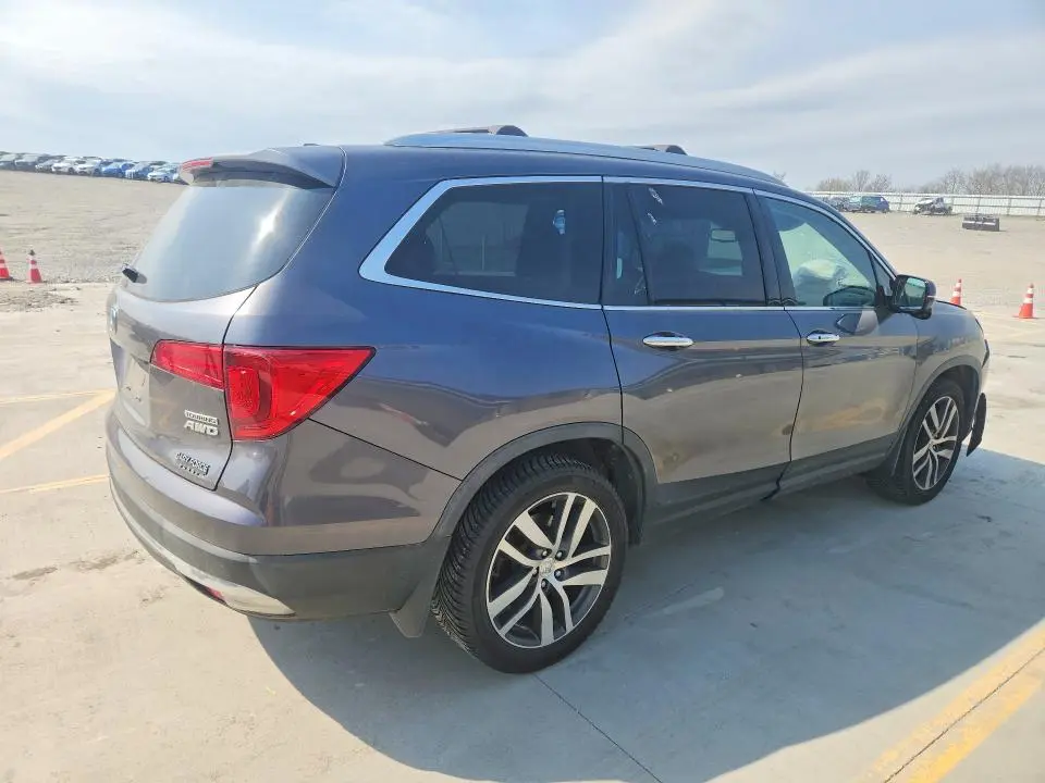 2018 HONDA PILOT TOURING  