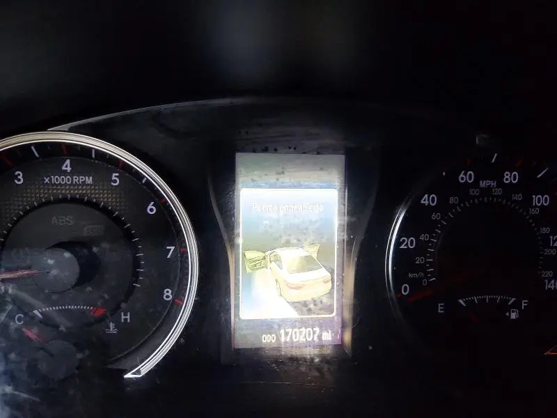 2017 TOYOTA CAMRY LE  