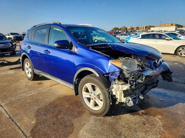 2014 TOYOTA RAV4 XLE  