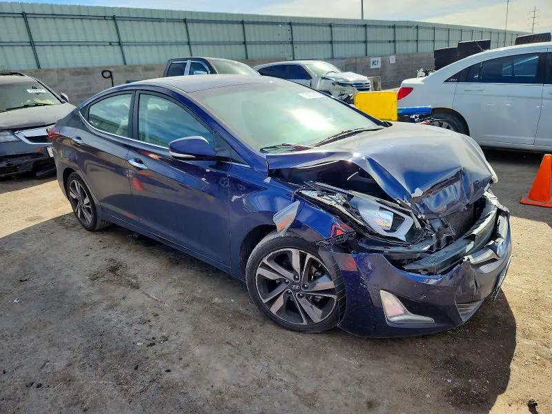 2014 HYUNDAI ELANTRA SE  