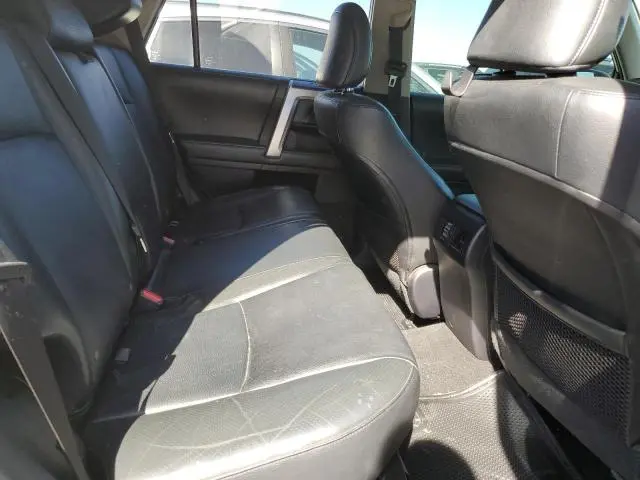 2011 TOYOTA 4RUNNER SR5  