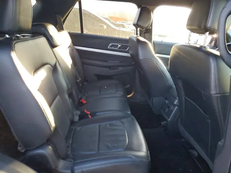 2017 FORD EXPLORER XLT  