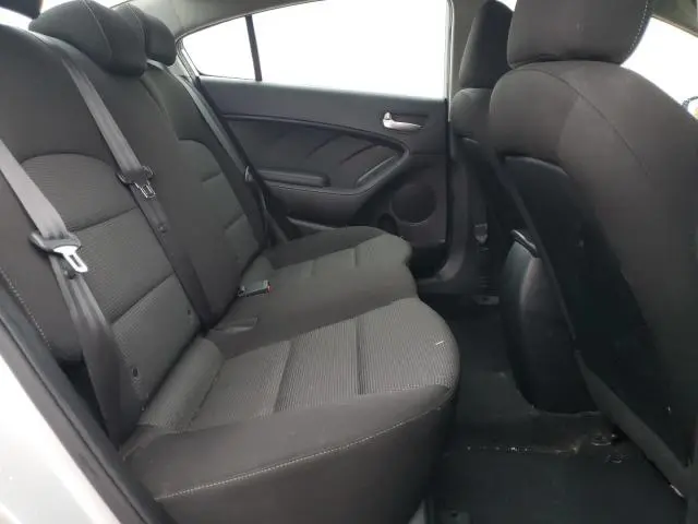 2018 KIA FORTE LX  