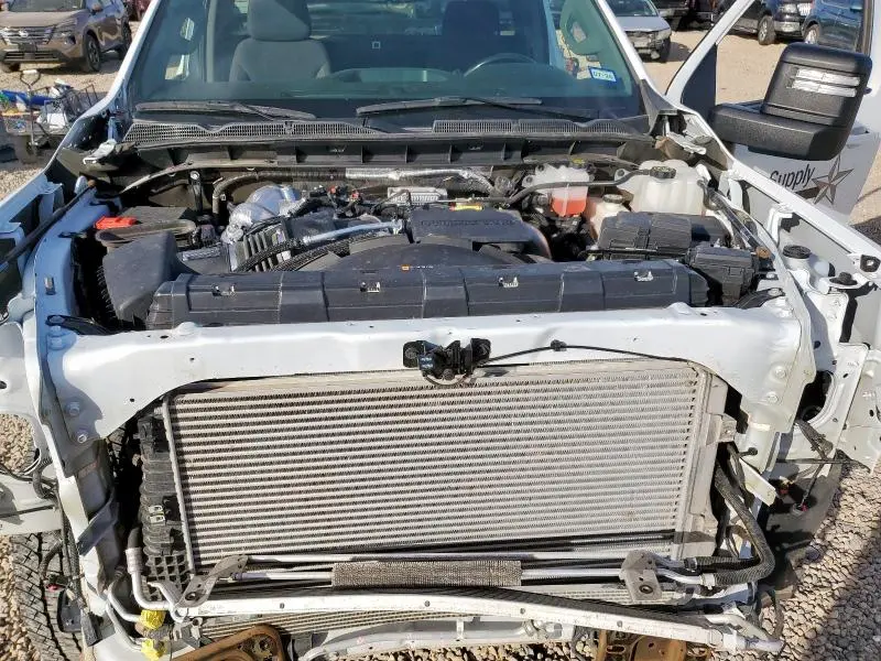 2022 GMC SIERRA K2500 SLE  