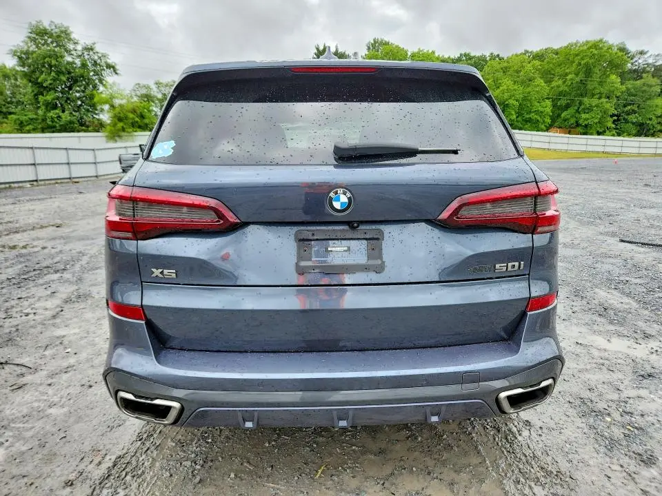 2022 BMW X5 M50I  
