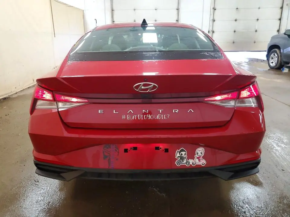 2021 HYUNDAI ELANTRA SEL  