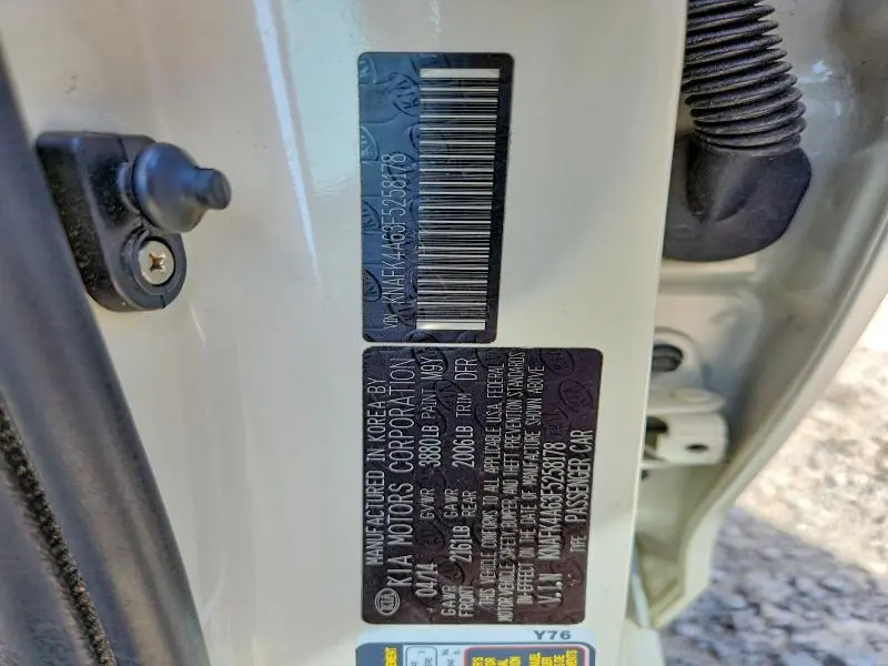 2015 KIA FORTE LX  