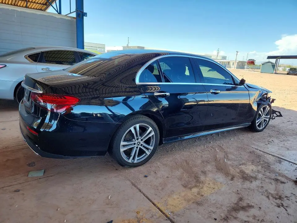 2022 MERCEDES-BENZ E 350  
