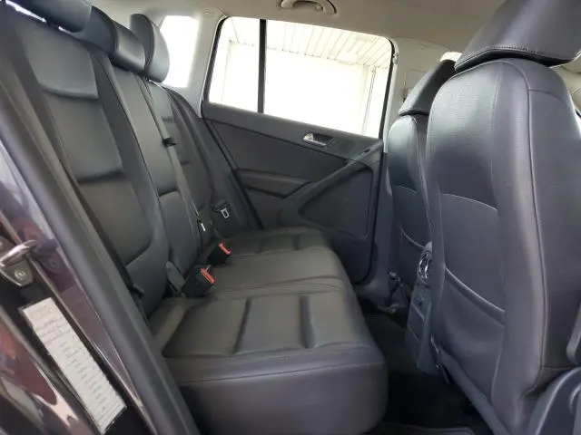 2016 VOLKSWAGEN TIGUAN S  
