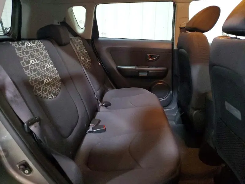 2011 KIA SOUL +  