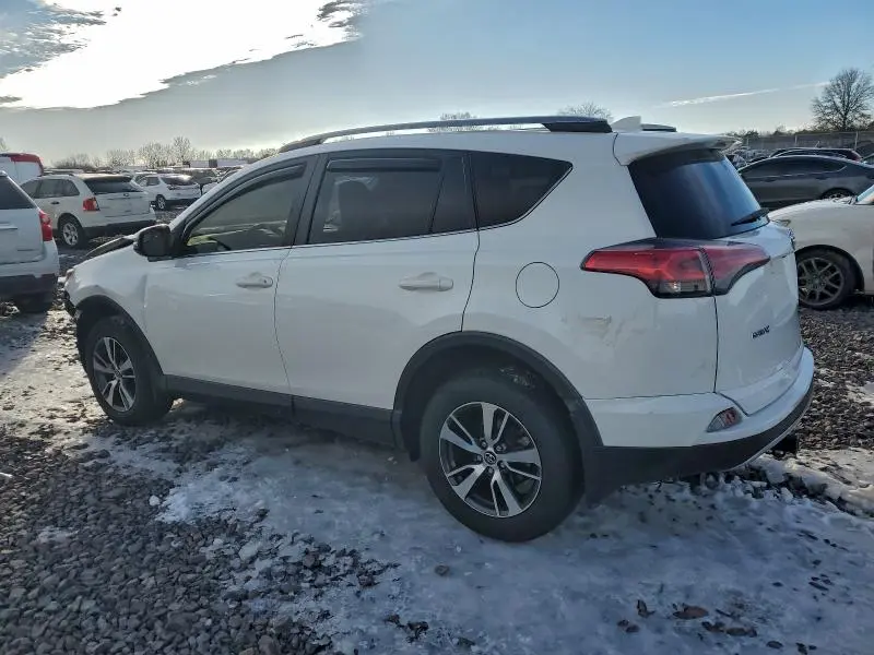 2017 TOYOTA RAV4 XLE  