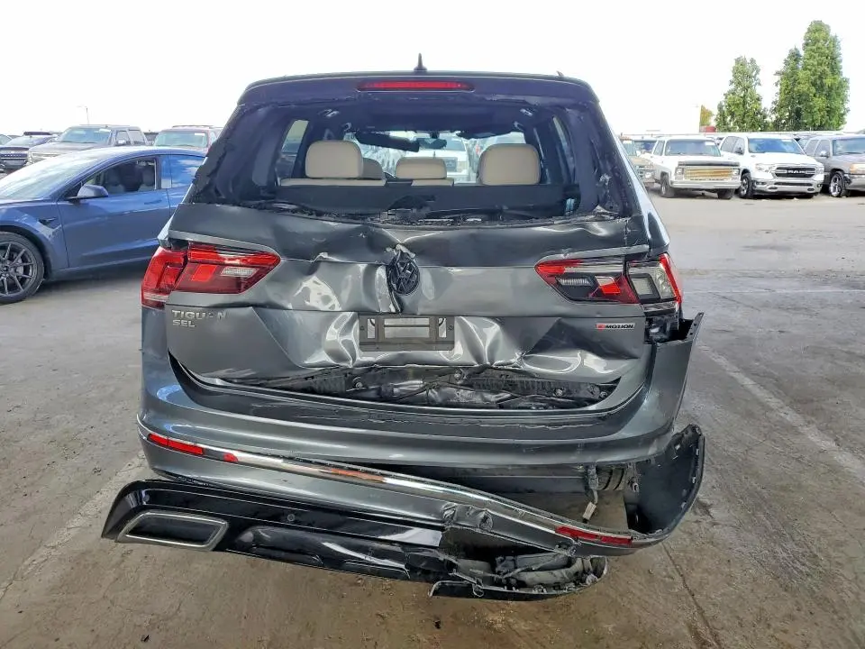 2019 VOLKSWAGEN TIGUAN SE  