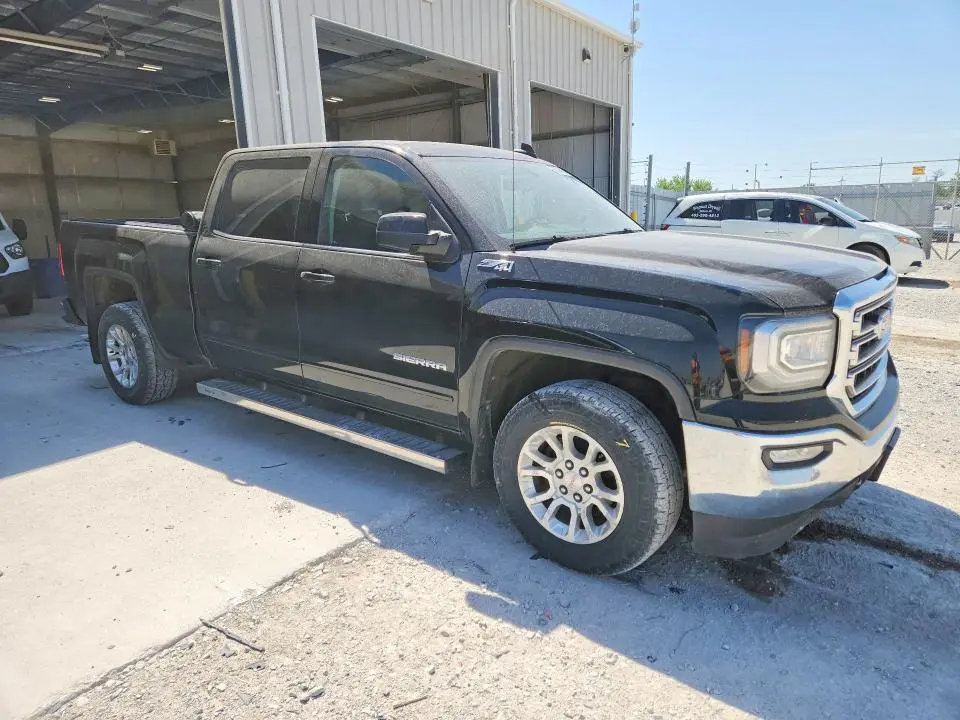 2017 GMC SIERRA K1500 SLE  