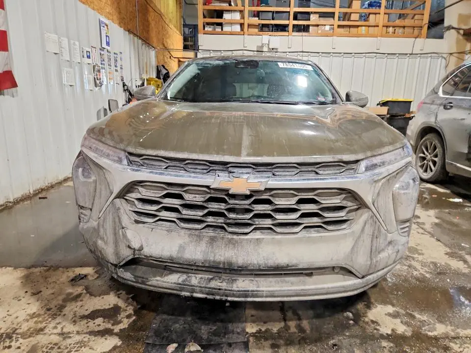 2024 CHEVROLET TRAX LS  