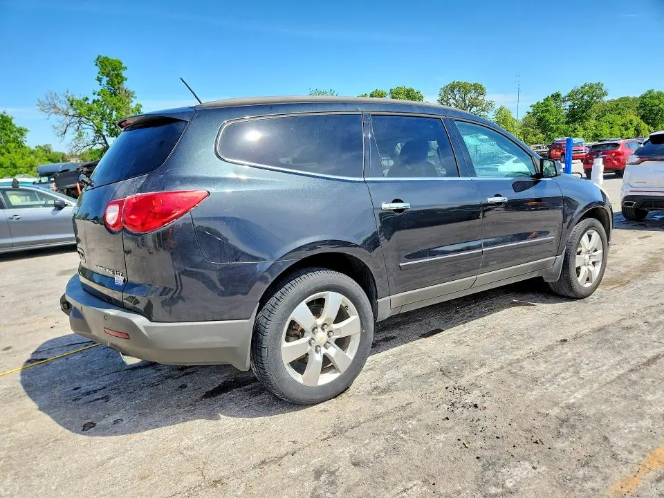 2010 CHEVROLET TRAVERSE LTZ  