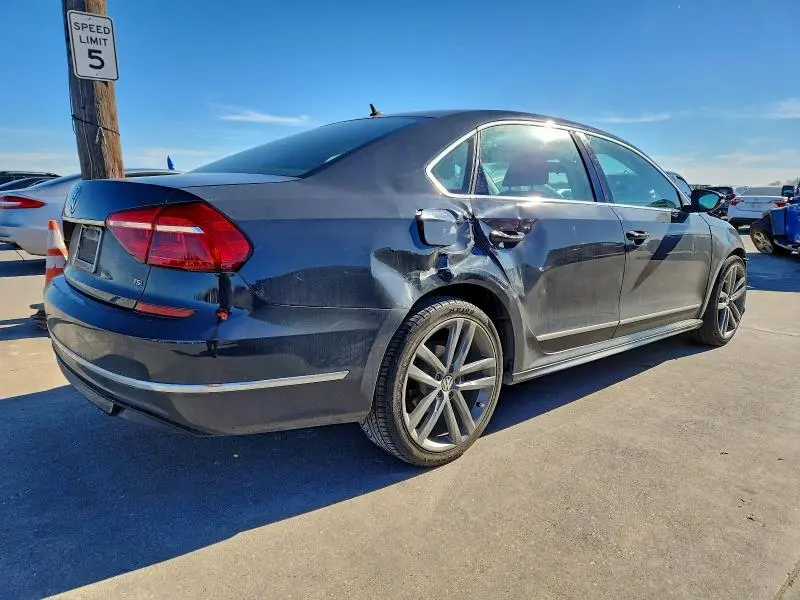 2016 VOLKSWAGEN PASSAT S  