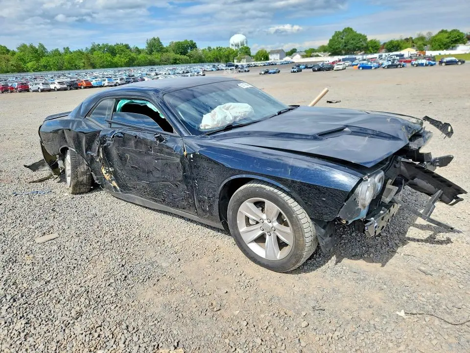 2023 DODGE CHALLENGER SXT  