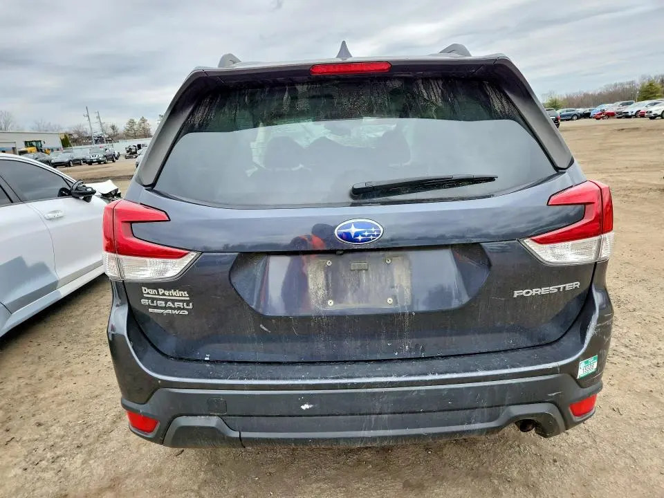 2019 SUBARU FORESTER PREMIUM  