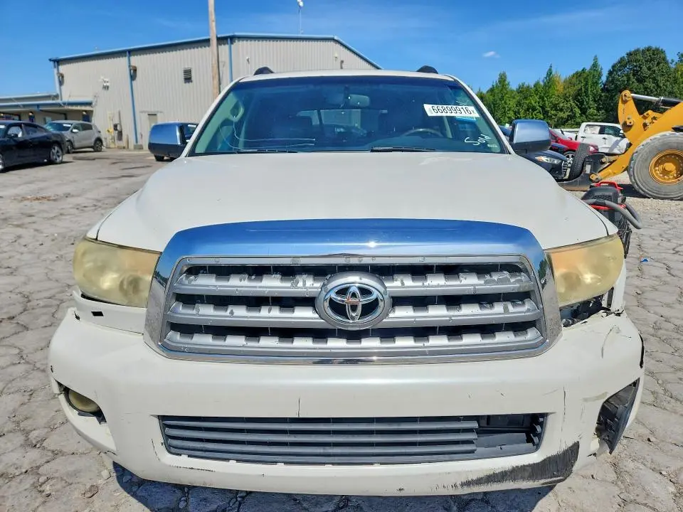 2010 TOYOTA SEQUOIA PLATINUM  