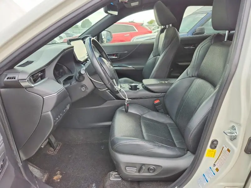 2021 TOYOTA VENZA LIMITED  