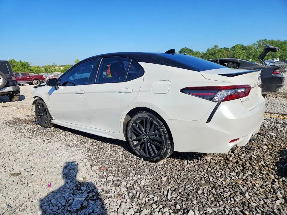 2022 TOYOTA CAMRY XSE V6  